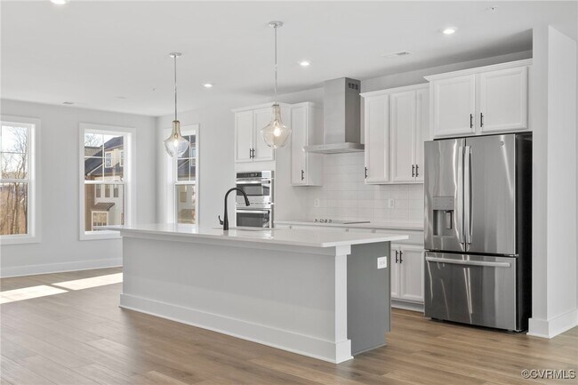 Photo - 520 Greybull Walk