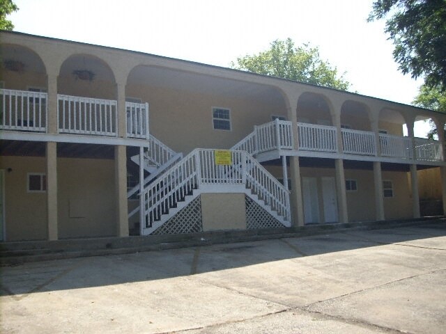 Photo - 650 Allen St