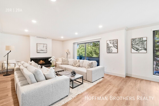 Photo - 821 3rd St Unit 308