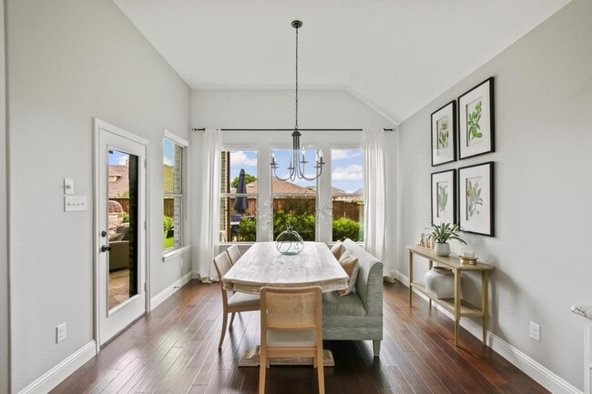 Photo - 4301 Overbrook Dr