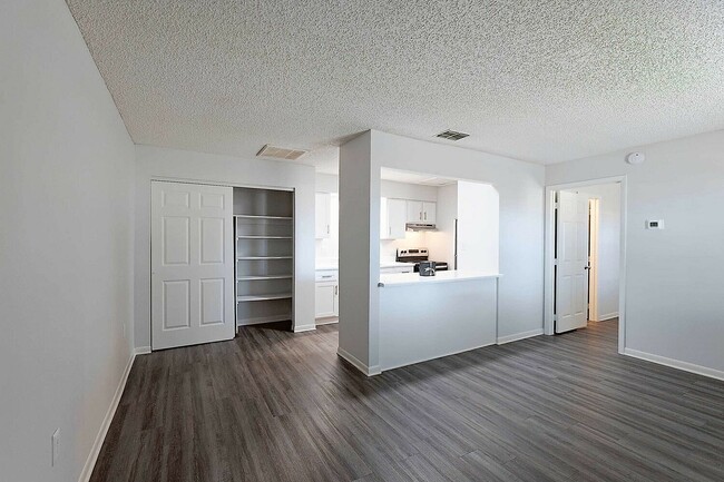 APT3_4975_Web_Final - Topaz Retreat