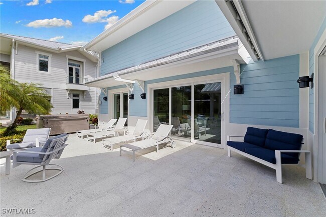 Photo - 2961 Sanborn Ave