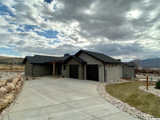 Photo - 4320 N Seven Bridges Rd Casa