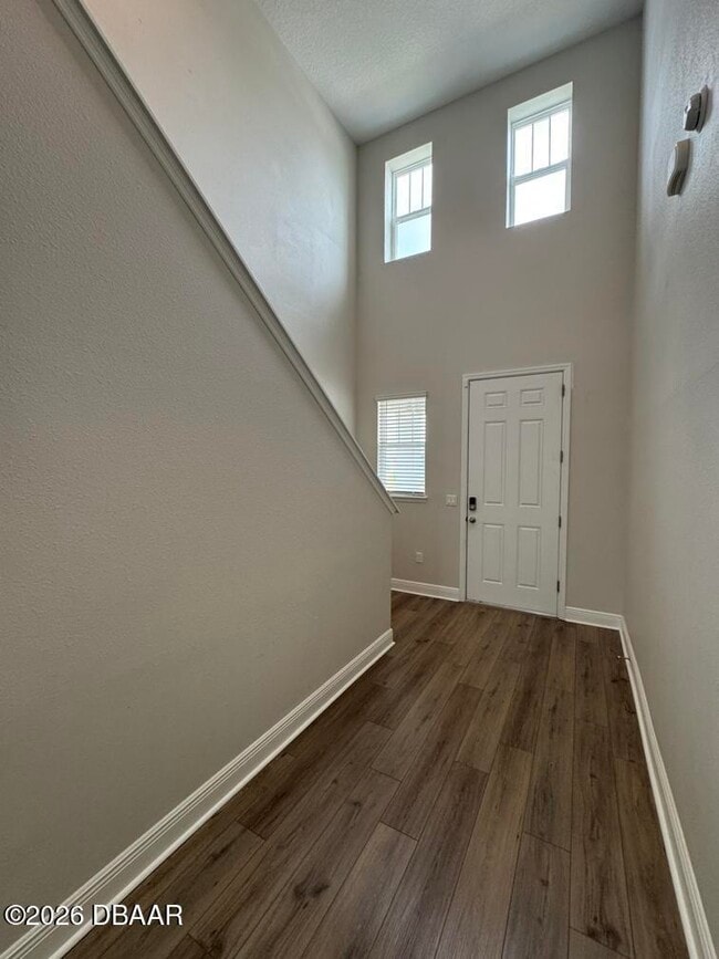 Photo - 125 Links Ter Blvd