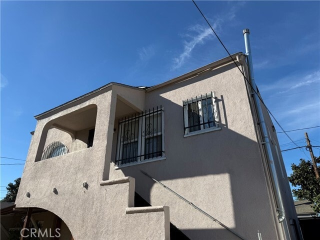 Building Photo - 6165 Lewis Ave