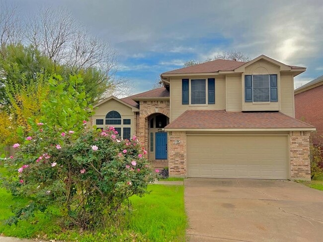 Building Photo - 2904 Wren Cir