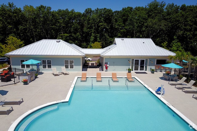 The Apartments at Shade Tree