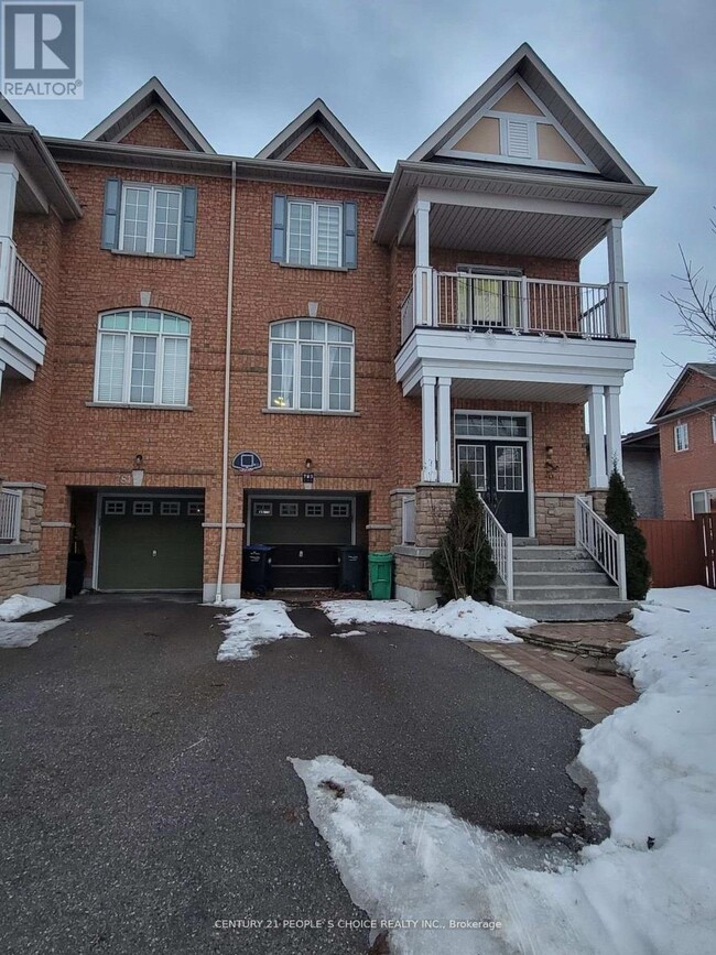 Photo - 783 Millworks Crescent