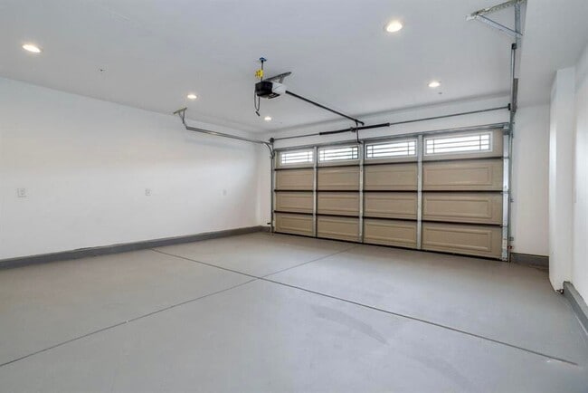 1033 S Bonnie Beach Pl Unidad 1