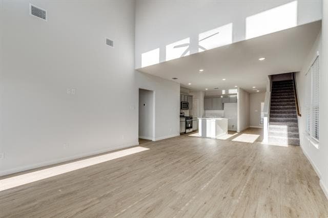 Photo - 107 Huckleberry Rd