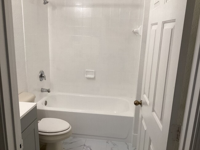 Photo - 2736 SE 15th Rd