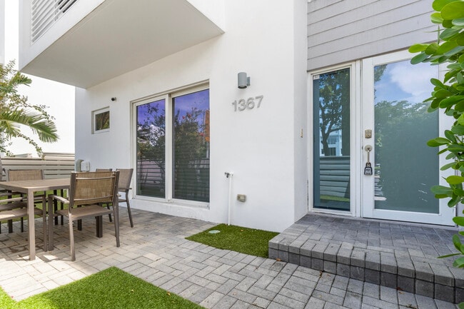 Photo - 1367 N Ocean Blvd