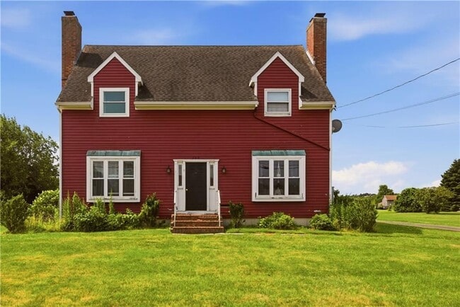 223 Oliphant Ln