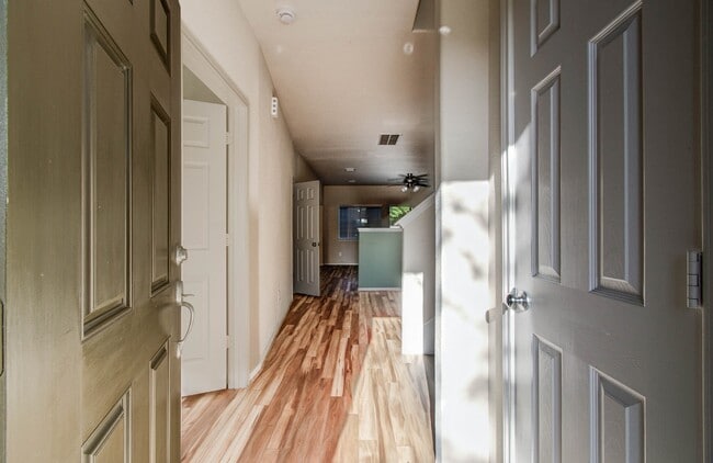 Photo - 7506 Pavilion Dr