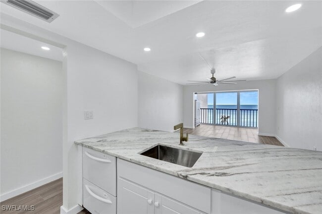 Photo - 25820 Hickory Blvd Unit 405