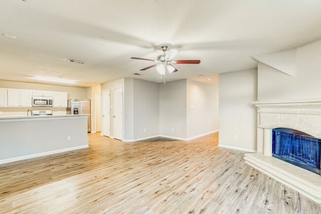 Photo - 6614 Valerian Ln