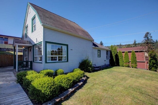 Building Photo - Charming 2 Bed | 2 Bath Country Charmer