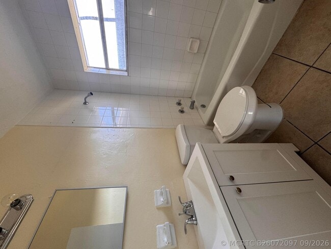 825 NW 10th Terrace Unit 13