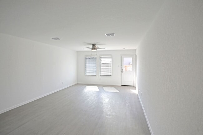 Photo - 9918 Mather Wy