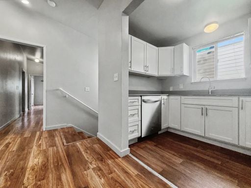 Photo - AVAILABLE NOW! Mid-century 2 Bedroom Apartment in Magnolia w/ Bonus Room and Private Balcony! Unit 3