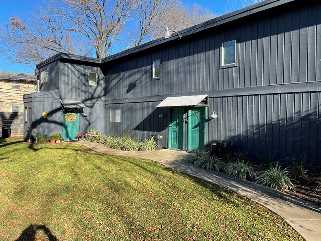 Photo - 610 Franklin Blvd