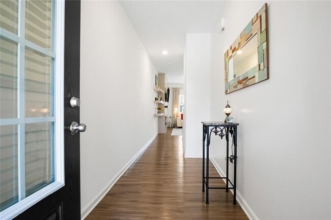 Photo - 1484 Ben Park Way