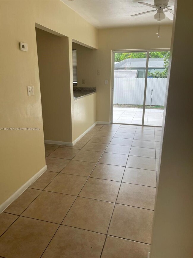Photo - 18737 SW 100th Ave Unit 18737