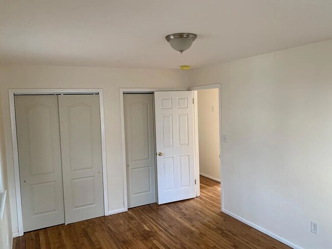 Photo - 119 Jackson Ave Unit 2