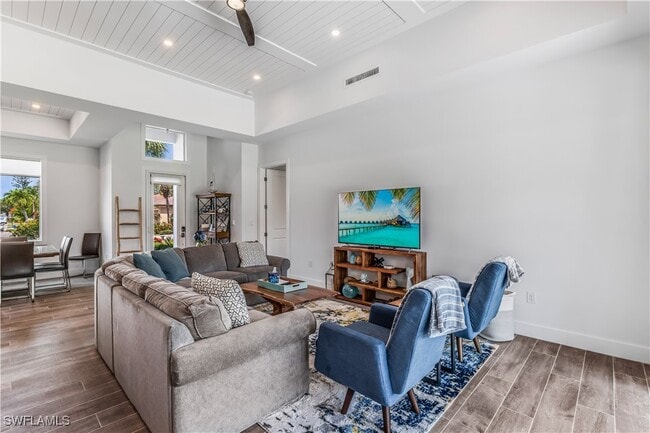 Photo - 1245 Imperial Dr