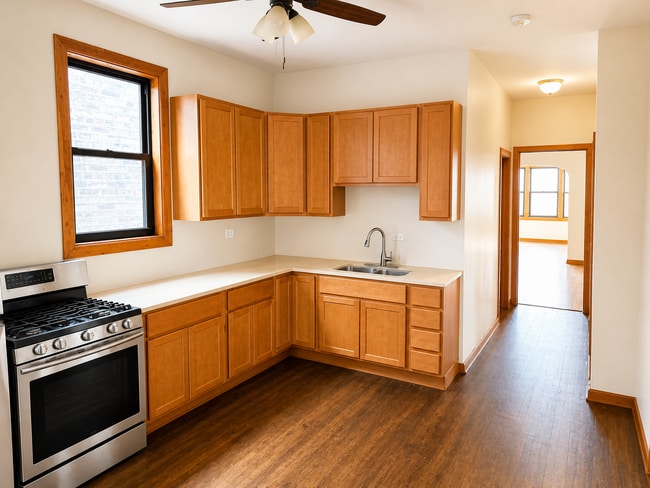Photo - 2825 N Milwaukee Ave Unit 1