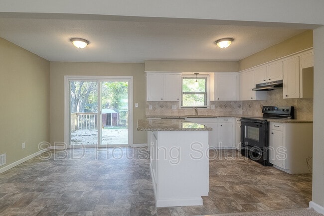 Photo - 9016 Kentucky Ave