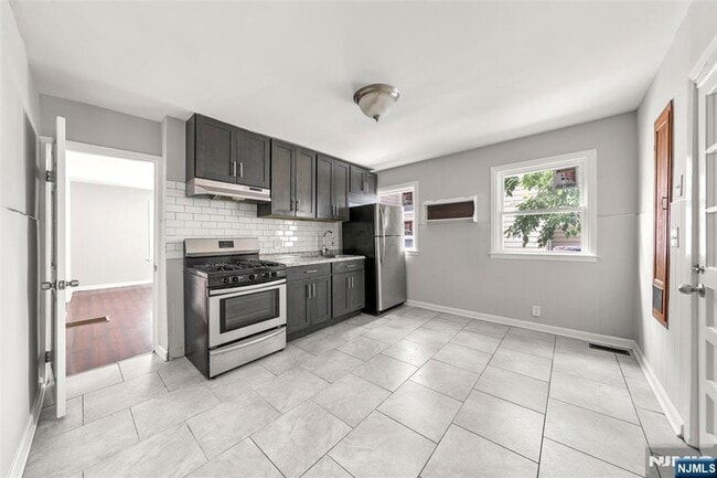 Photo - 126 Essex St
