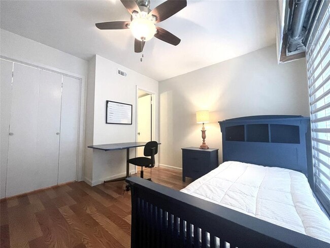 Photo - 2207 Leon St Unit 309