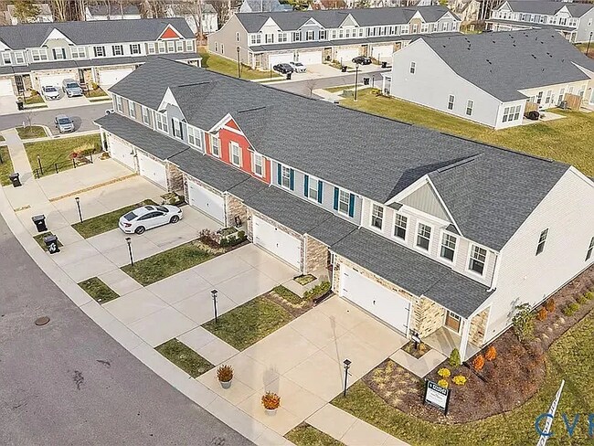 Photo - 701 Englewood Farms Dr