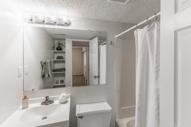 Photo - Chasewood Village