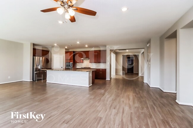 Photo - 25515 Kensington Lk Dr