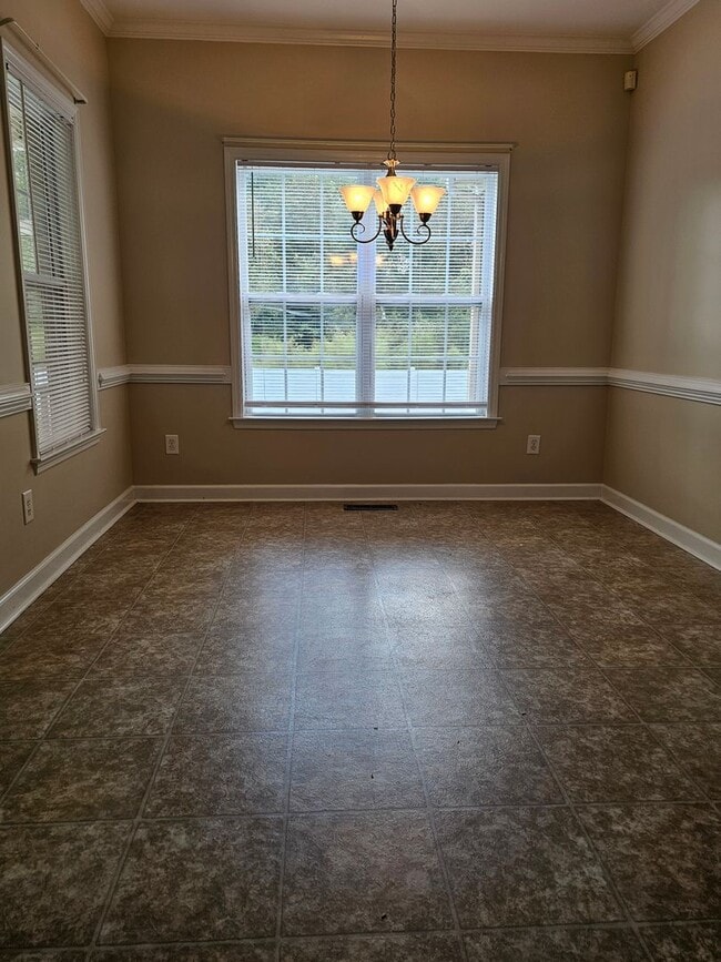 Photo - 205 Stillwater Creek Dr