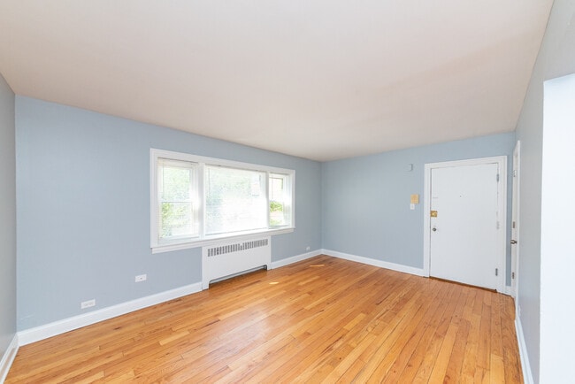 Photo - 227 Custer Ave Unit 2