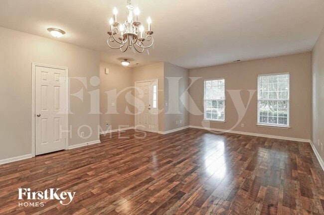 Photo - 4707 Shady Oak Dr