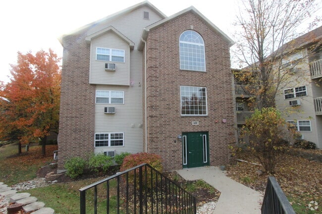 Building Photo - 430 Cunat Blvd Unit 1C Rental