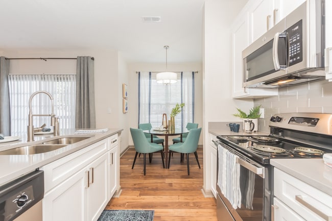 Photo - Vantage at Wildewood