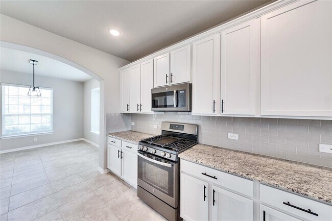 Photo - 5905 Giovanni Pl