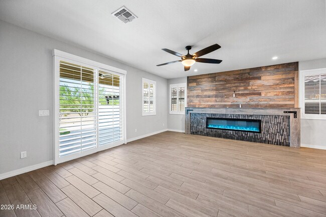 Photo - 18436 W Carlota Ln