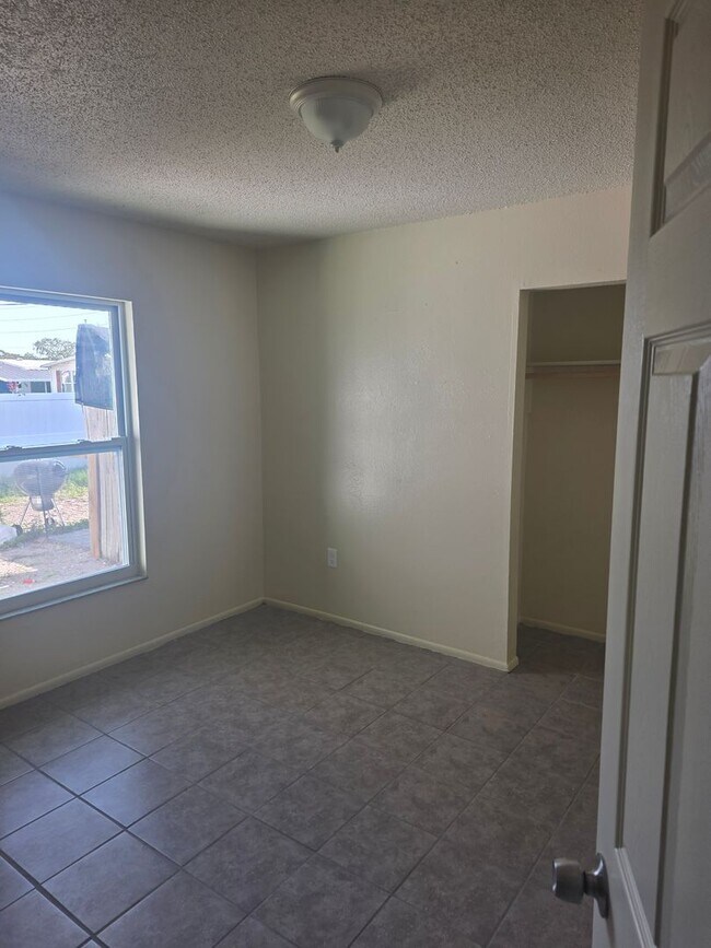 Photo - 3/2 DUPLEX NEW REMODEL