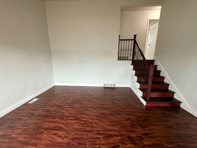 Photo - 4 bedroom single family home!