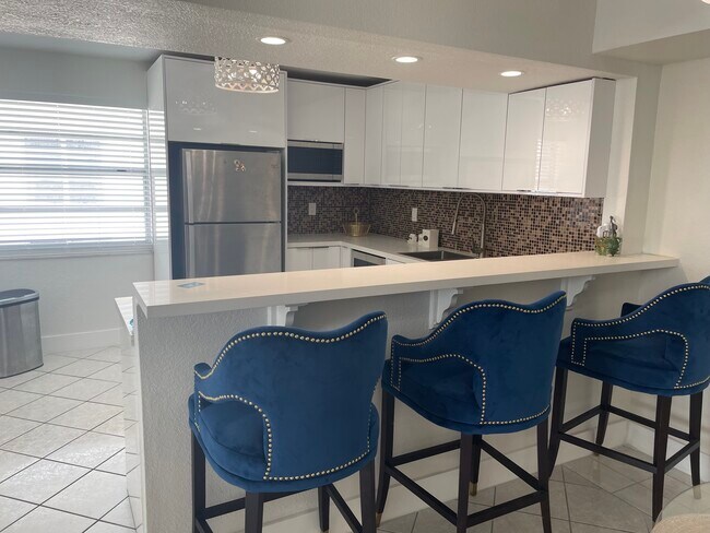 Photo - 7705 Abbott Ave Unidad 502