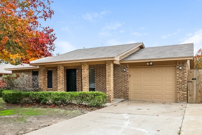 Photo - 721 Oak Grove Ln