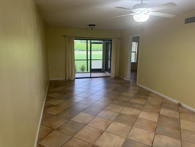 Photo - 3130 Millwood Terrace Unit 1110