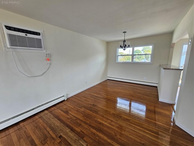 Photo - 2403 Hampton Ave