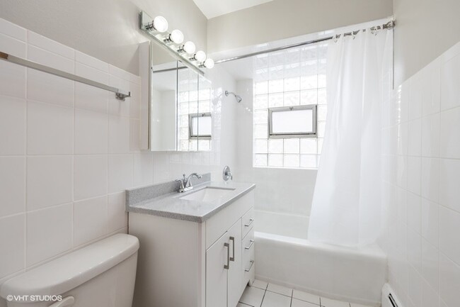 Baño - 3522-30 Oak Park Ave